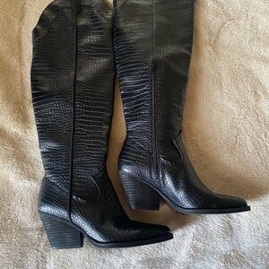 Nordstrom Black Textured Heeled Boots